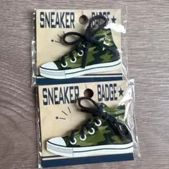 SNEAKER BADGE 迷彩柄 スニーカー型ピンバッジ 2個セット