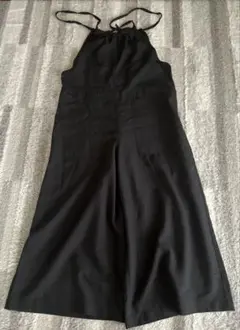 メルカリ市11/27〜購入に限り！ ノーブランド　ブラック サロペット Mサイズ