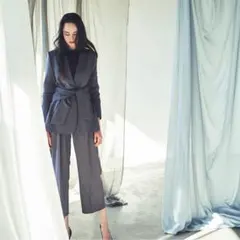 パンツスーツ　2点セット　L 11号　グレー