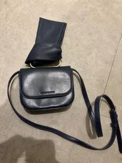 CHARLES & KEITH チャールズアンドキース　ショルダー　ネイビー