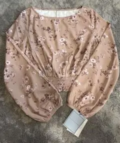 秋　未使用品　micoameri 花柄リボンtops くすみベージュのサムネイル