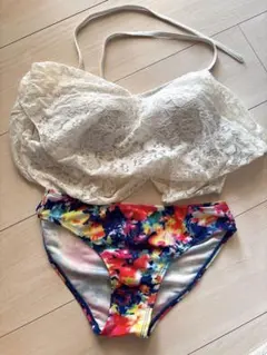 レースブラ・フラワープリント水着
