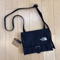 【ザ•ノース•フェイス】THE NORTH FACEショルダーバッグ　サコッシュ