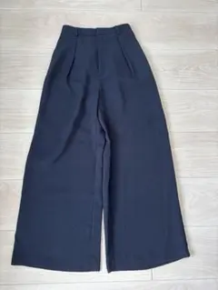 【美品】GU ジーユー　クリーンワイドパンツ　ネイビー　Sサイズ