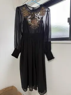 【新品未使用】ZARA 刺繍シアーワンピース XS ブラック ♡