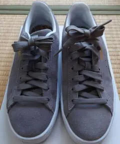 PUMA スエード グレー スニーカー