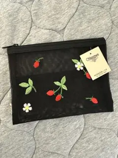 限定】近沢レース×井澤屋コラボ いちごメッシュポーチ ブラック