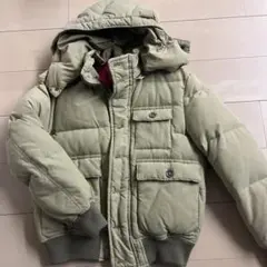 オリーブグリーンダウンジャケット