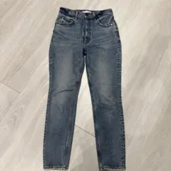 Item thumbnail for item 5e3a26f6-27b6-4a33-90f7-1b1f2b8edaf3