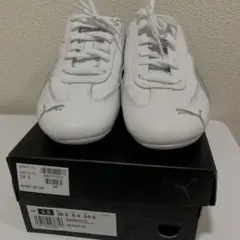 匿名発送⭐︎ PUMA スピードキャット　ホワイト×シルバー　24.5cm 箱あり