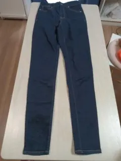 GU スキニーデニム ダークブルー　サイズ64