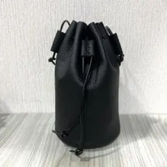 Item thumbnail for item b2fd918d-e6c7-40fa-a9f4-09be51104181