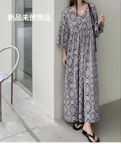 ペイズリー柄ロングワンピース