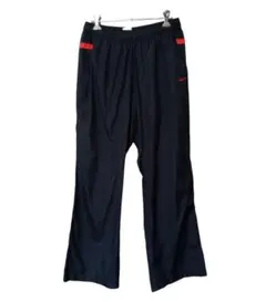 NIKE　ナイロンパンツ　Ｍサイズ