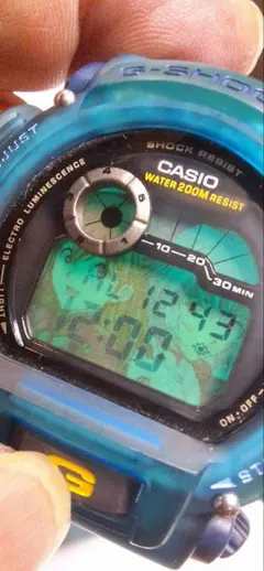 電池新品　美品★CASIO G-SHOCK 綾波レイ＆アスカ　エヴァンゲリヲンのサムネイル