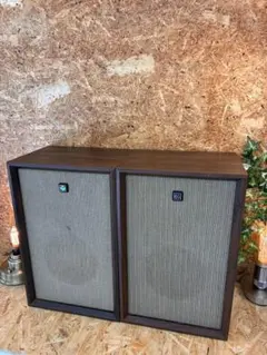 レトロ Columbia 壁掛け ペアスピーカー - メルカリ