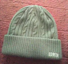 EDWIN ケーブル編みビーニー オリーブグリーン