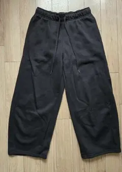 GU　ヘビーウェイトスウェットバレルレッグパンツ　黒　丈短め63.5cm　L