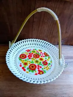 昭和レトロ　ワールド印　花柄　プラスチックかご