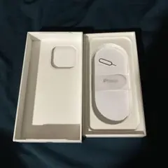 iPhone 16 Pro の空き箱 空箱