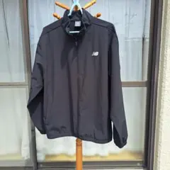 New Balance ウィンドブレーカーとパンツセット