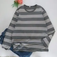 k050　ユニクロ【XL】長袖グレーボーダーTシャツ 180926