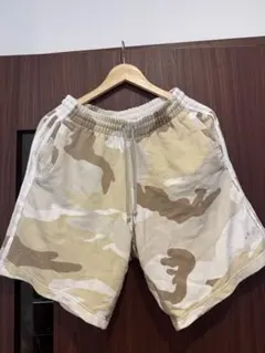 adidas 迷彩ショートパンツ　Lサイズのサムネイル