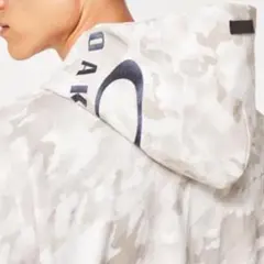 ☆オークリー☆ジップアップ☆グレー☆カモ柄☆オーバーサイズ☆フード刺繍ロゴ☆