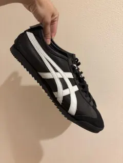 Onitsuka Tiger MEXICO 66 DELUXE 黒白のサムネイル