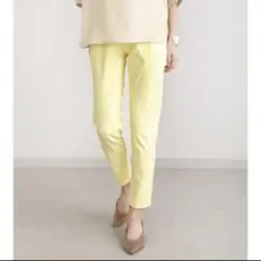 Bou Jeloud HAKIYASEストレッチパンツ 履き痩せパンツ イエロー
