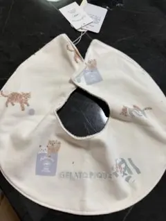 GELATO PIQUE 猫柄 スタイ Fサイズ