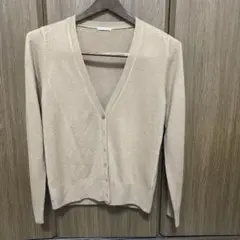 GU ベージュ Vネック カーディガン 長袖