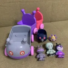 アンパンマン　タウンドール　人形　だだんだん列車　カビるんるん　フランケンロボ
