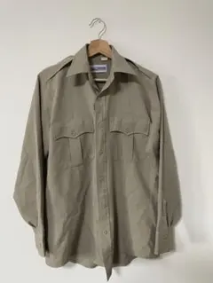 ベージュ　ミリタリージャケット　ジップ付き