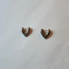 ANNIKA INEZ アニカイネス シルバー　スモールピアス　ハート