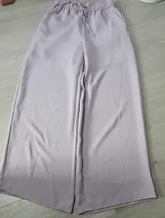 薄紫色ワイドパンツ ゴムと紐付き