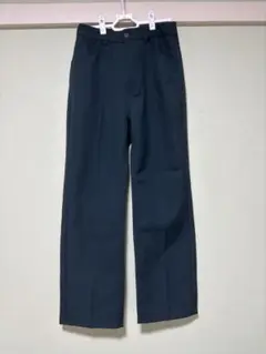 ストレートパンツ グレー