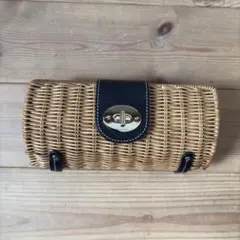 ケイトスペード　クラッチバック　黒革　ゴールド