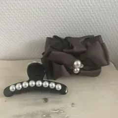 リボンデザイン　パール　ラインストーン　バンスクリップ ヘアクリップ　茶　2個