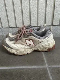 2026年最新】New Balance 1906r butterの人気アイテム - メルカリ
