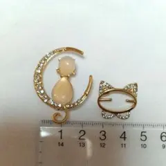 猫のゴールドブローチ　2点セット
