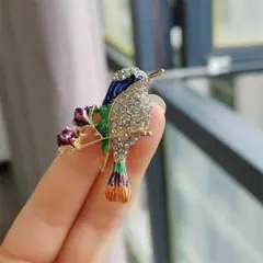 [新品・未使用]ブローチ鳥カササギアクセサリーキラキラ上品大人可愛いセレモニー