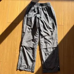 Item thumbnail for item a9e5df6a-77de-4ceb-9ccd-68ea74f52bc2