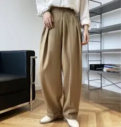 キャメル ワイドパンツ