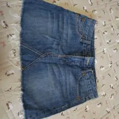 デニムブルー タイトスカート フリンジヘム