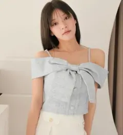 LIP SERVICE ツイードリボンオフショルトップス　ブルー