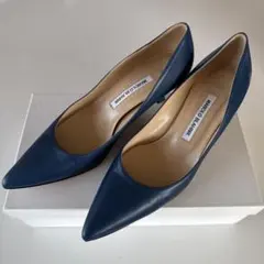 MANOLO BLAHNIK VARENNA パンプス ネイビー 37.5のサムネイル