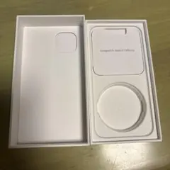 Apple iPhone 13 空箱