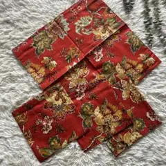 新品　クリスマス　赤花柄　リバーシブル　ランチョンマット 4枚 100%コットン