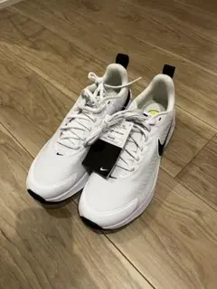 【新品】NIKE エアマックス NUAXIS 白黒 26cm